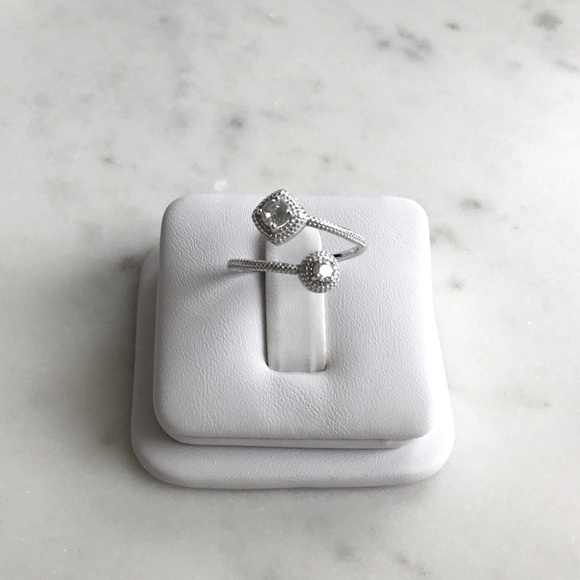 Clearance Sale $20! Sterling Silver Cz Ring - Picture 6 of 16